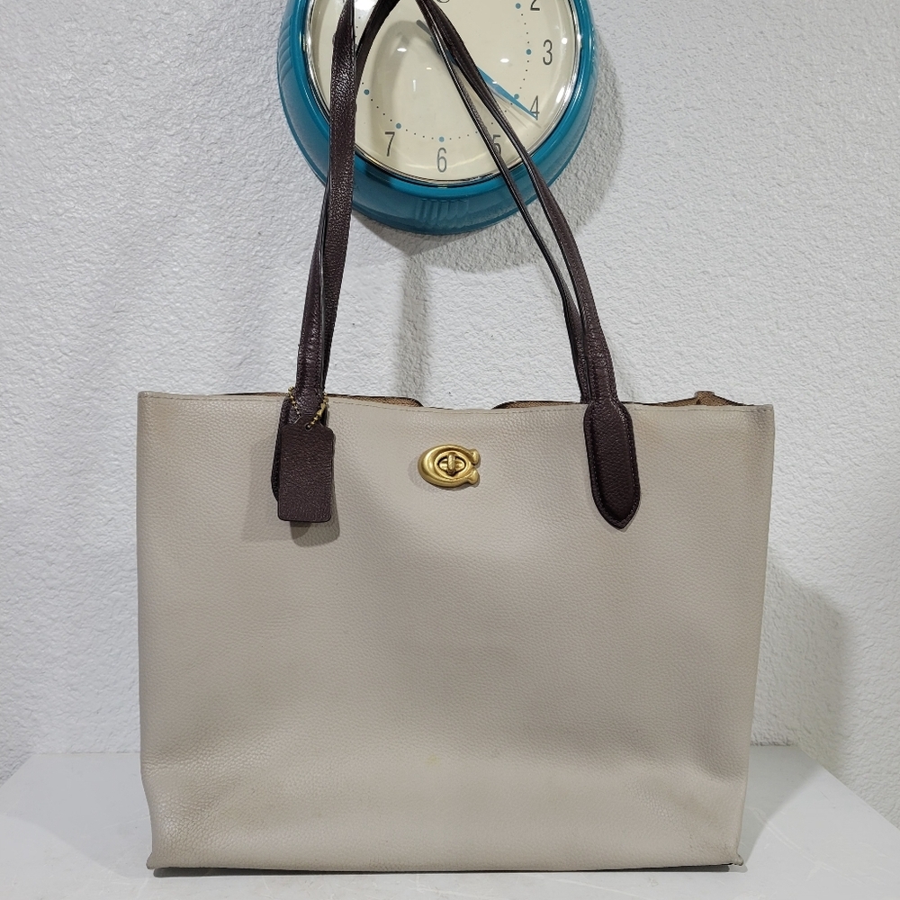 Coach Willow Tote Bag Colorblock With Signature Canvas Dove Gray C0692